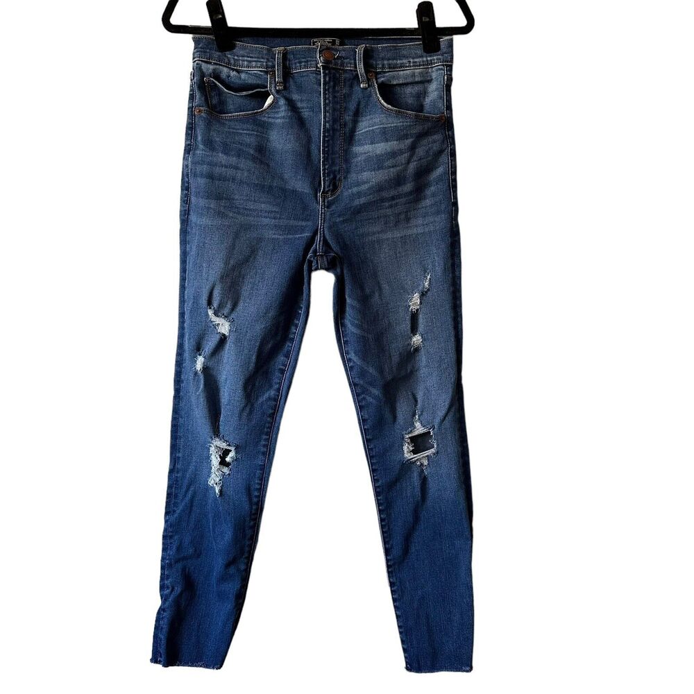 Abercrombie And Fitch Ultra High Rise Super Skinny Jeans Distressed 30 10S SHORT